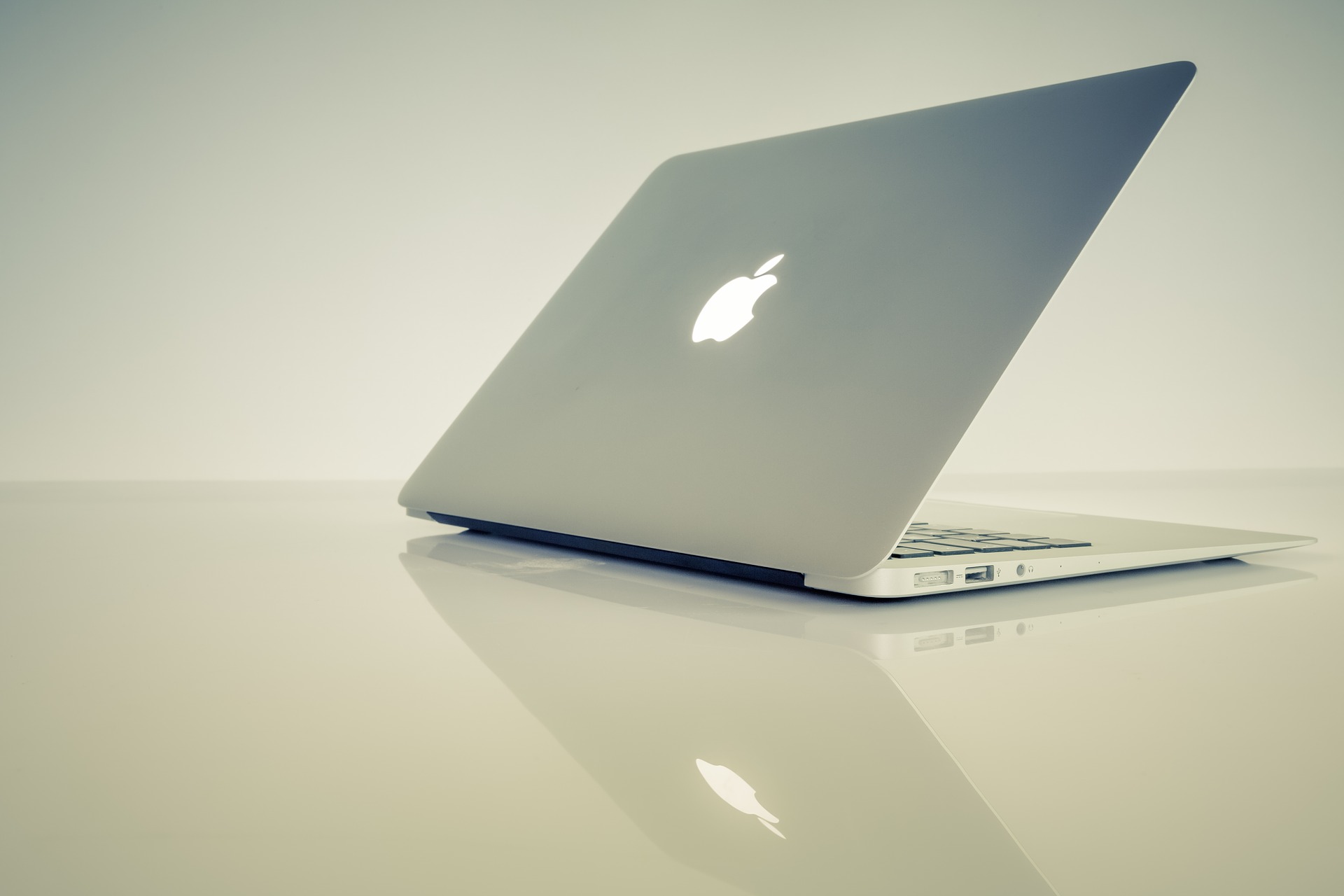 macOS